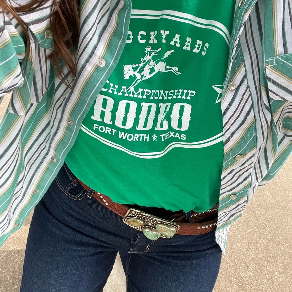 Stockyards Rodeo Shirt L